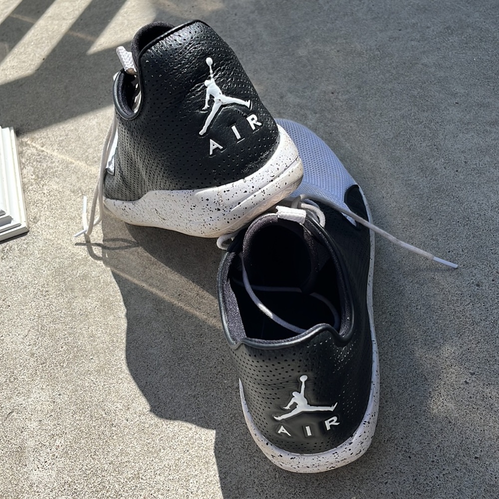 Air Jordan’s M 9.5